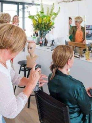 LiLBHair haarwerken - tijdens foto - Lieze - haarstuk